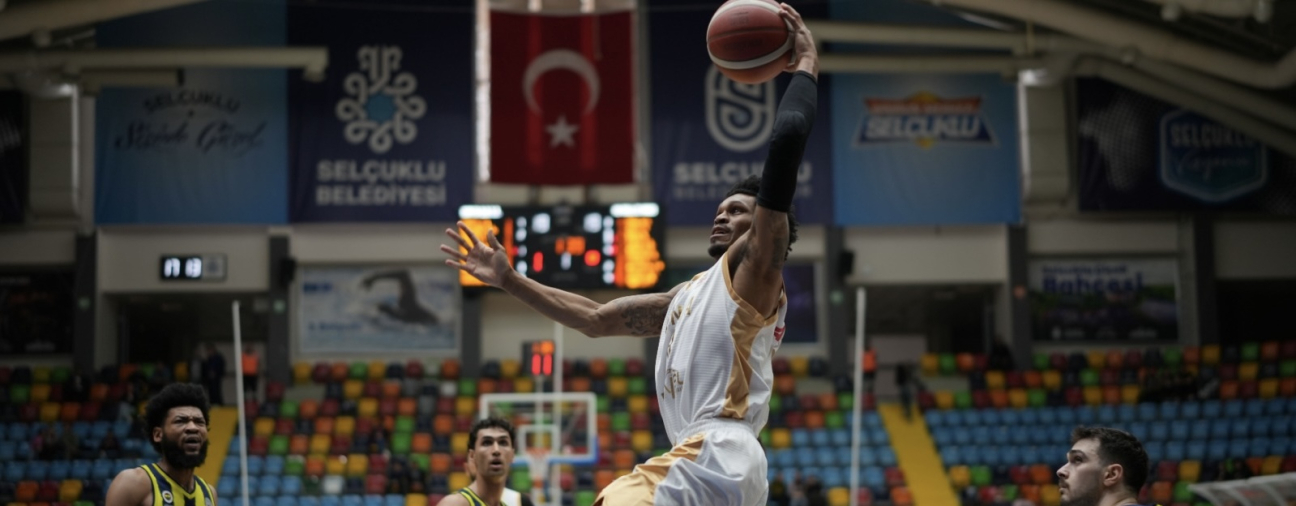 Konya Büyükşehir Belediyespor Starts Playoff Series with 102–80 Win Over Fenerbahçe