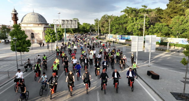 Thousands Join Simultaneous Cycling Rides Across Konya’s 28 Districts