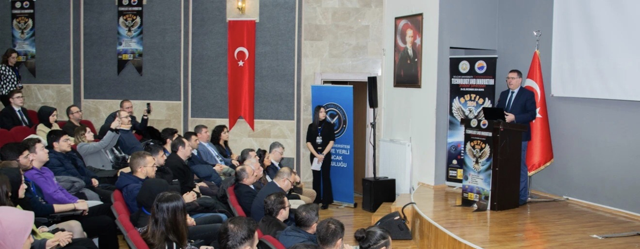 Students and Experts Gather at Selcuk University
