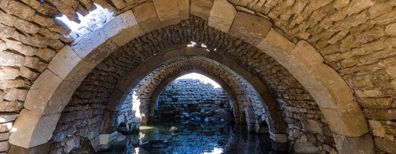 Ancient Seljuk Inn Revealed by Drought in Konya