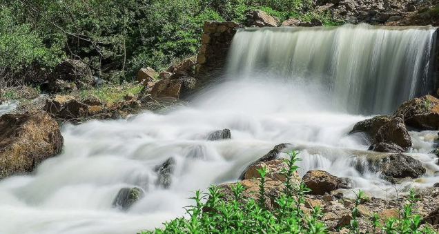 Aygır Waterfall Draws Nature Lovers to Bozkır