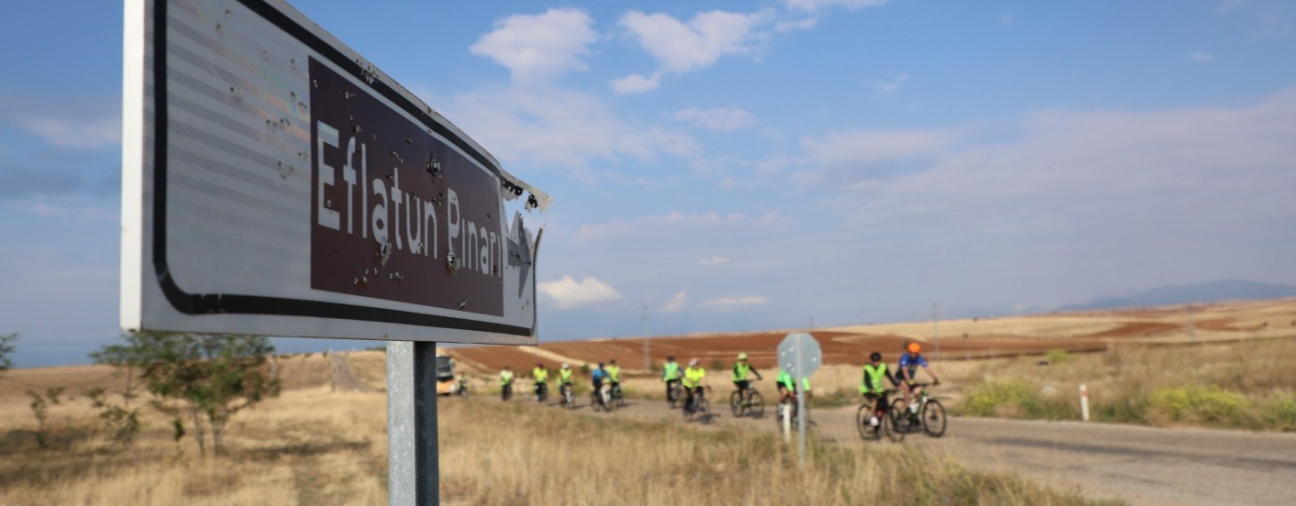 Cyclists Explore Konya’s Historic and Natural Beauties