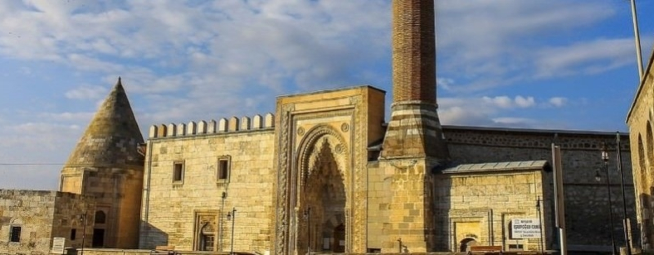157 thousand People Visited the Historical Eşrefoğlu Mosque in Konya in 6 months