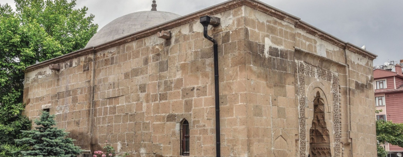 Hacı Ferruh Masjid: A 13th Century Masterpiece