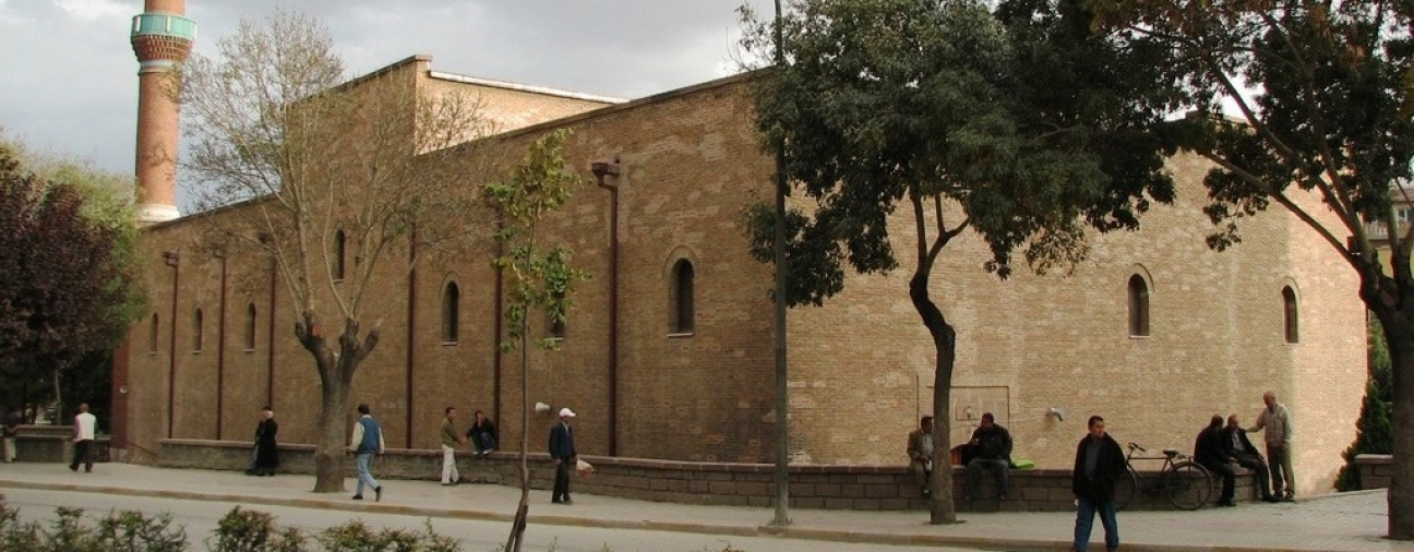 Exploring the Historic Konya Iplikçi Mosque: A Window into Seljuk Architecture and Art