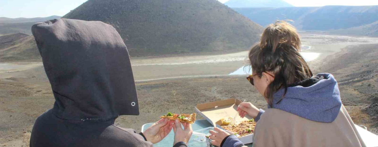 French Tourists Enjoy Etliekmek at Meke Lake