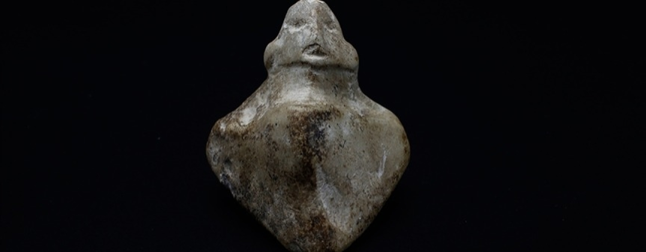 Reveal 8,500-year-old Marble Statuette in Çatalhöyük