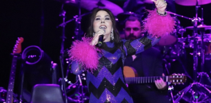 Nilüfer Meets Fans in Konya with Unforgettable Concert