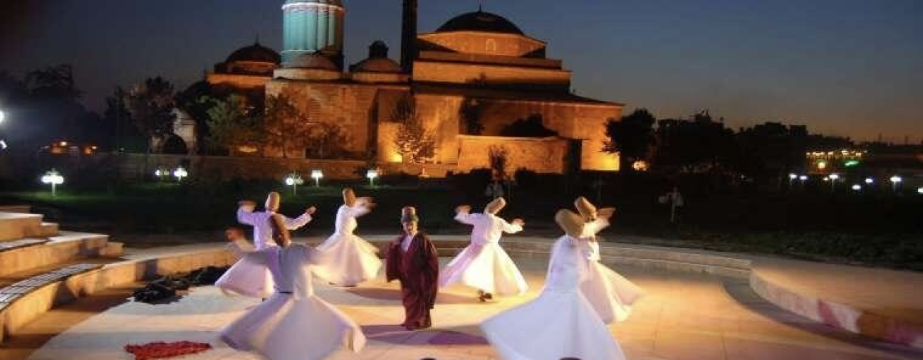 Mevlana’s Commemoration Ceremonies Draw Crowds to Konya
