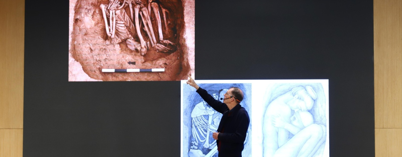 British Archaeologist Prof. Hodder Attends Tourism Meetings in Konya