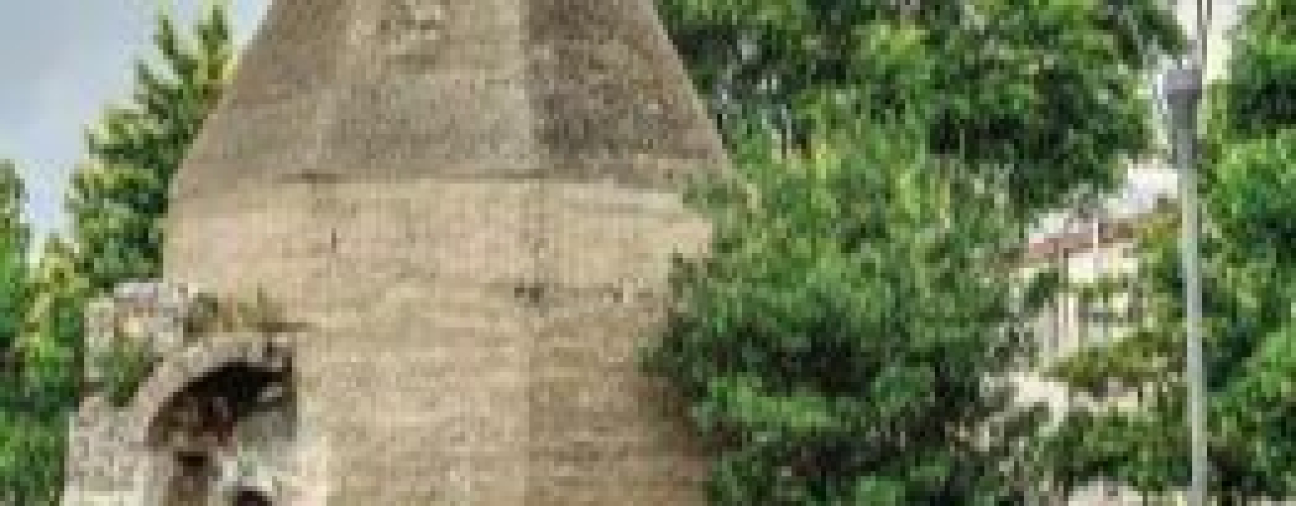 Unique Architectural Marvel: Tomb of Taj Al