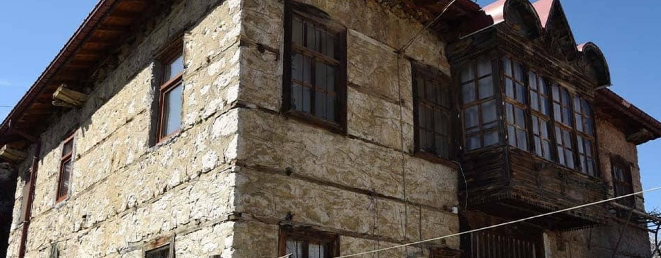 Discover the Charm of Traditional Architecture in Yesildag